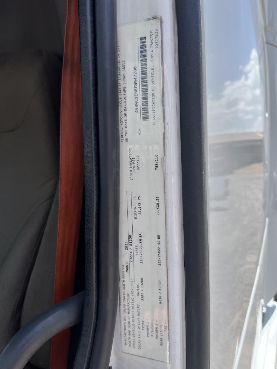 ./imagenes/INVOICE/2019/17169/VOLVO VNL64 (21).JPG